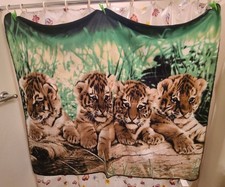 Dwa koce Tiger Cub Fleece 50"x 60" Nowe z metkami 100% poliester