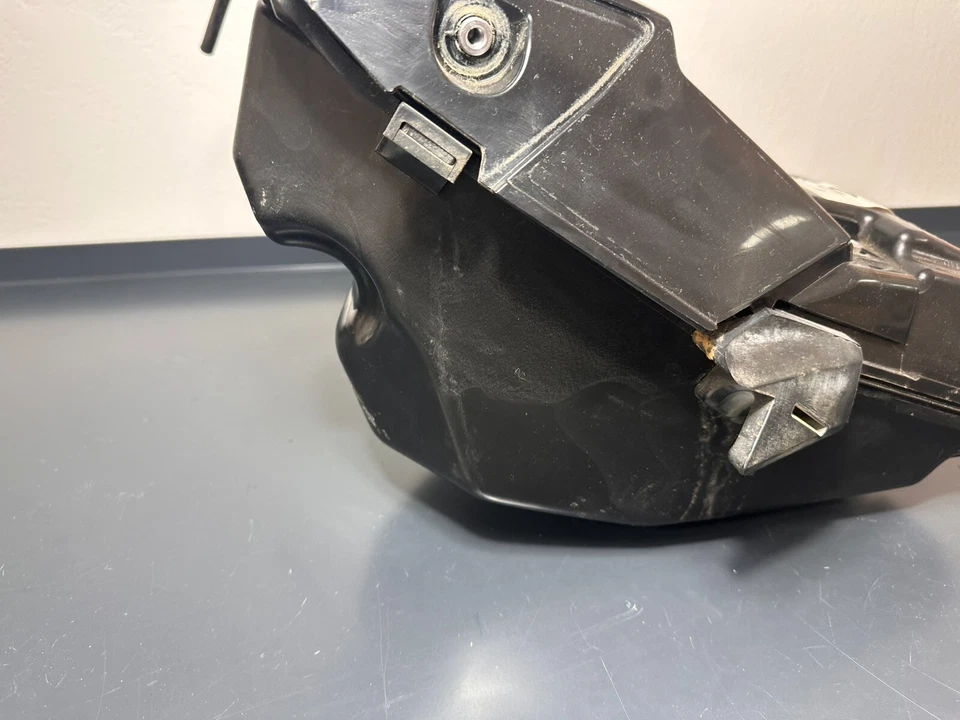 Tank, Cap And Cover Suzuki RMZ 250 450 2018 2019 2020 2021 - Image 3 of 4