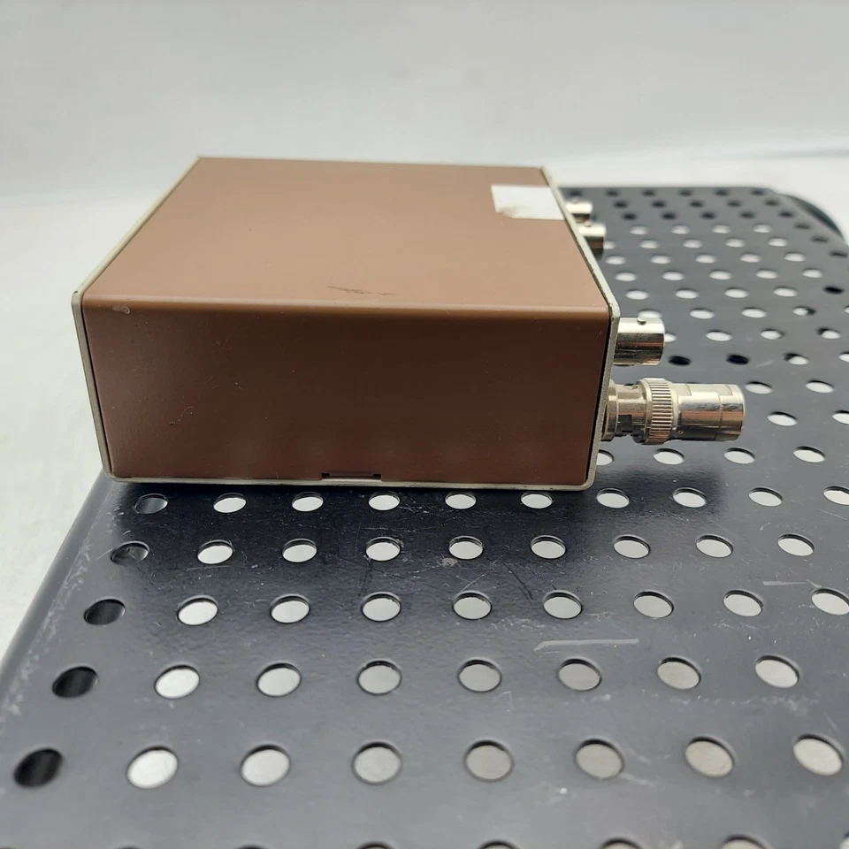 OPAMP LABS VA-14 BNC Audio or Video Distribution Amplifier - Image 4 of 4