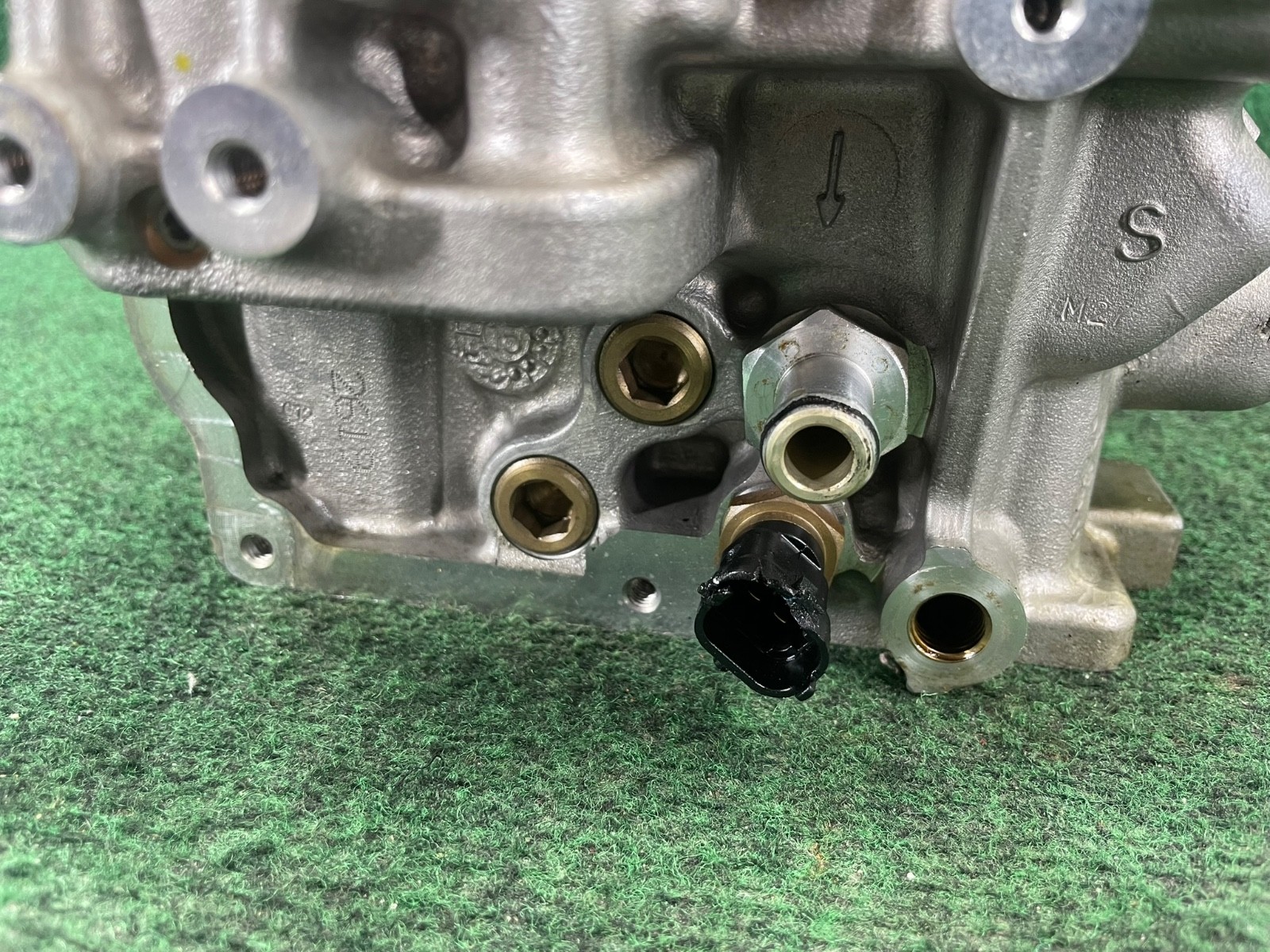 2014-2021 Maserati Ghibli 3.0L Engine Cylinder Head Left Driver OEM