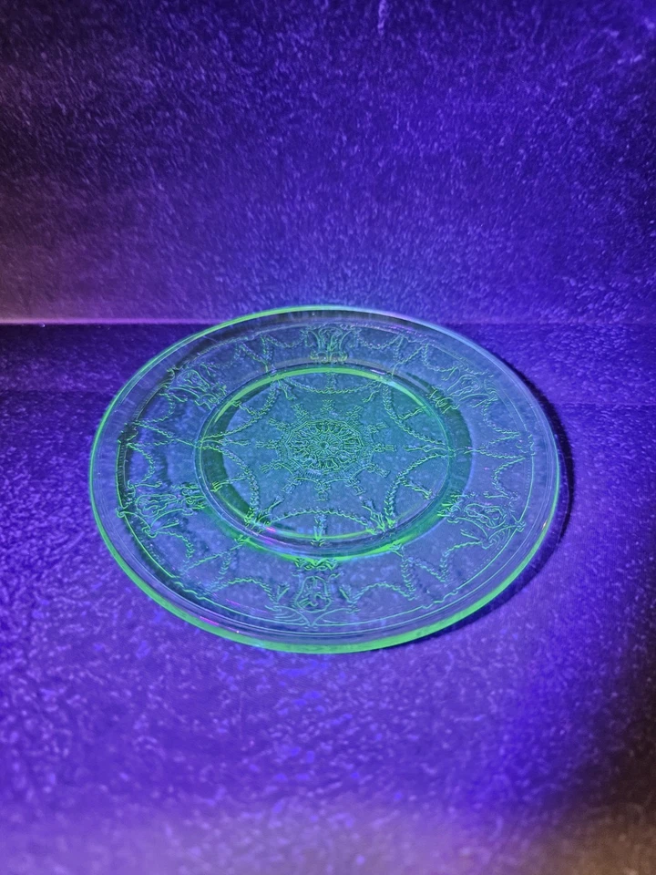 Uranium Childrens Plates Anchor Hocking Plate Cameo Dancing Girl Vtg - Image 2 of 4