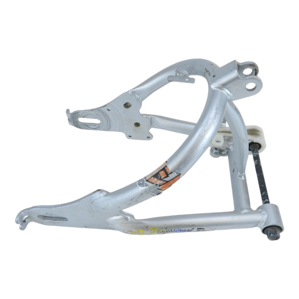 Yamaha TTR50E 2012 basculante trasero 1P6-F2110-00-00 Foto 3 de 4