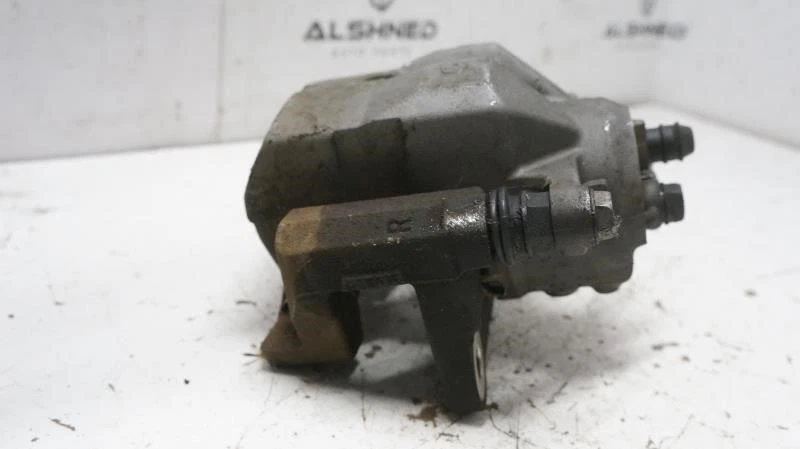 Pinza de freno delantera derecha Toyota Prius 2010-2019 pasajero 47730-47060 OEM Foto 4 de 4