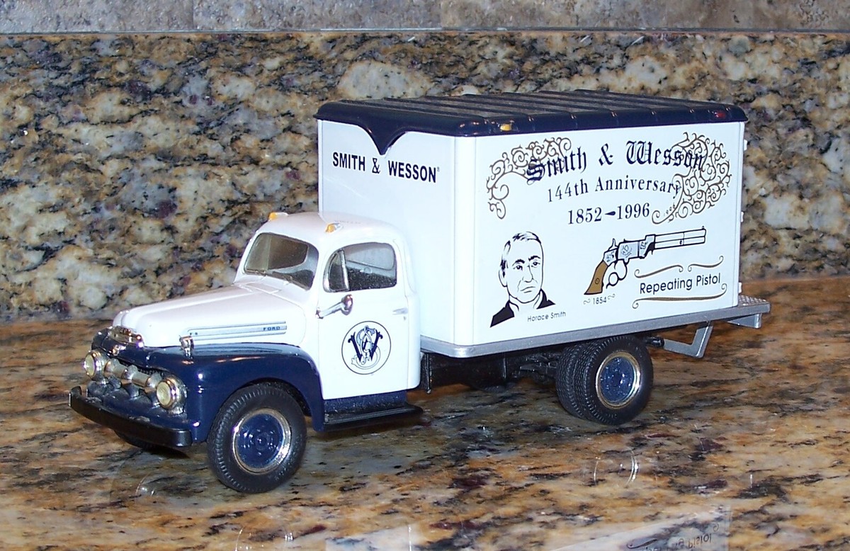 Smith & Wesson 144th Anniversary First Gear 1951 Ford Box