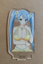 Traje de baño Yumi acrílico con soporte dorado colección Senran Kagura