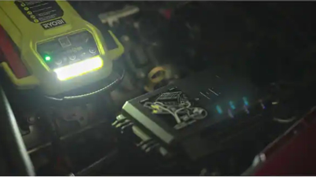 RYOBI ONE+ 18V 1600A Jump Starter with 2.0 Ah Battery and Charger P7110