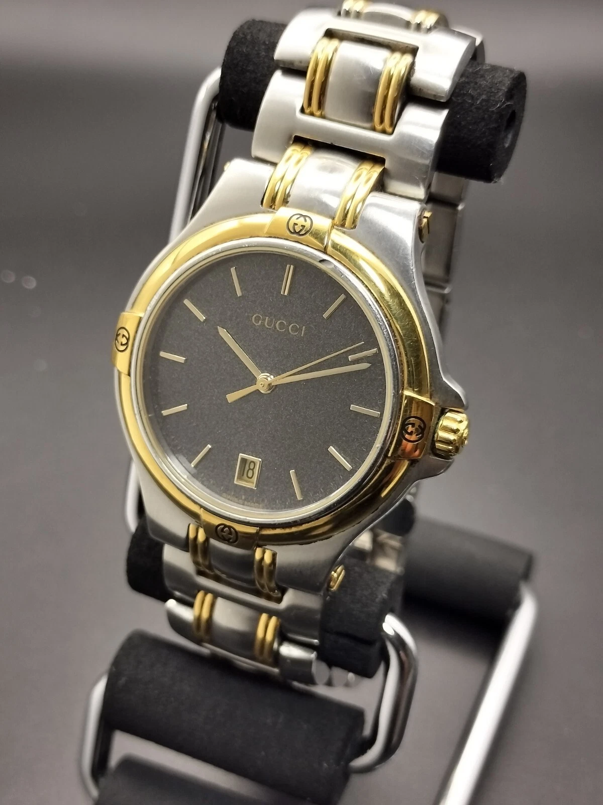 Montre à quartz GUCCI 9040M date pour homme, fonctionne, pile remplacée