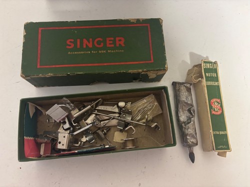 Singer Sewing Machine 99K 1935 With Original Manual & Case + Extras - Picture 5 of 24