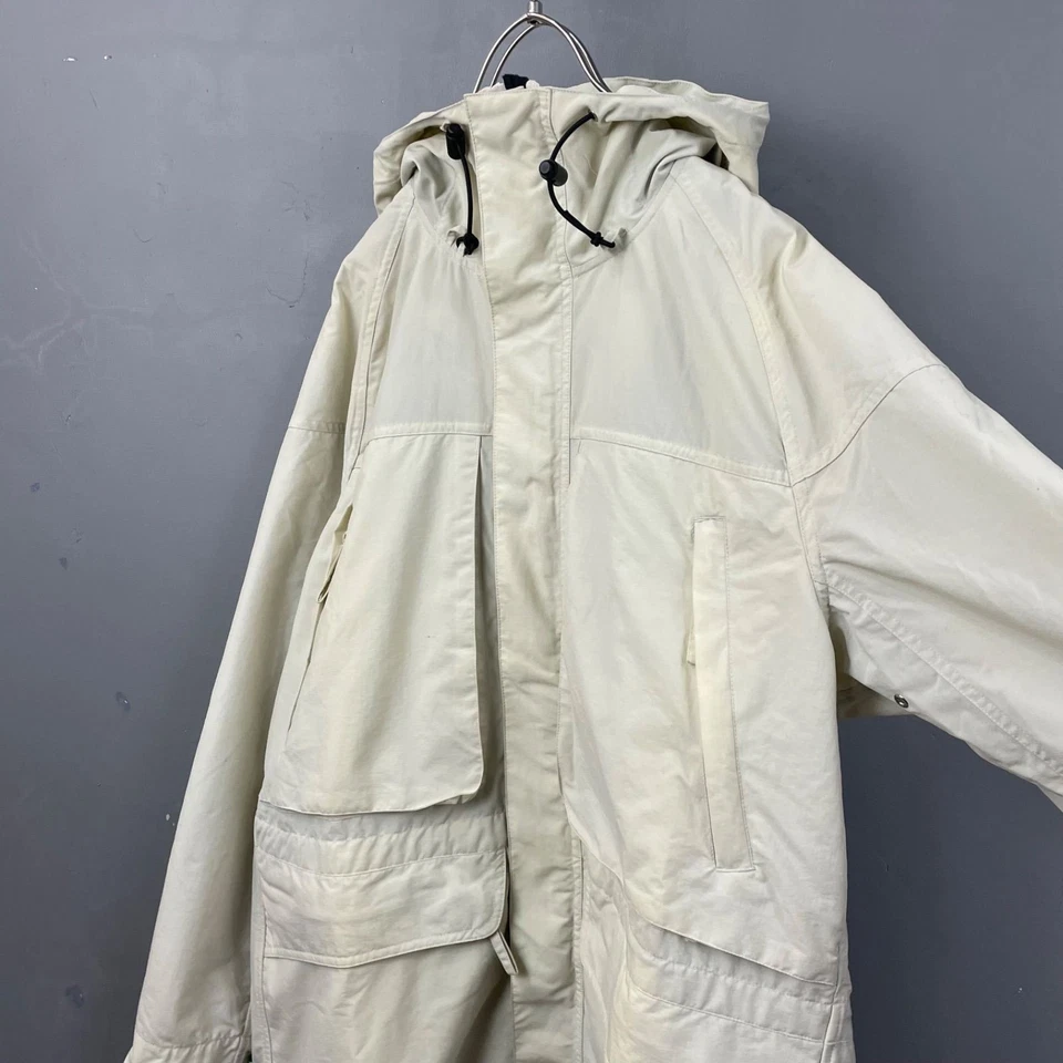 Fjall Raven Woman L Mountain Nylon Parka Multi Pocket Jacket Limited Edition Sty - Image 3 of 4