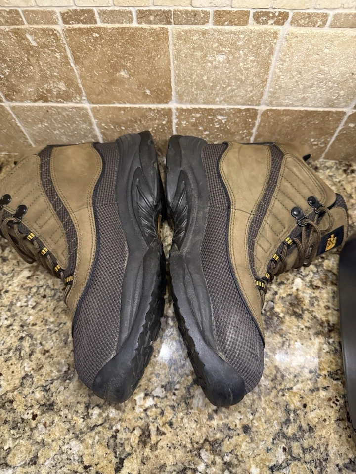 Mens Sz 10 North Face Hiking Boots Brown Thinsulate - Image 2 of 4