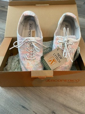 ARCOPEDICO WOMEN'S LANIN TRAVEL SHOE SIZE 37 - WHITE PALM