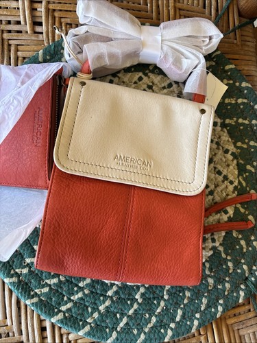 American Leather Co.Kansas Leather Crossbody With CoinPurse Stone/Whiskey color - Picture 2 of 5