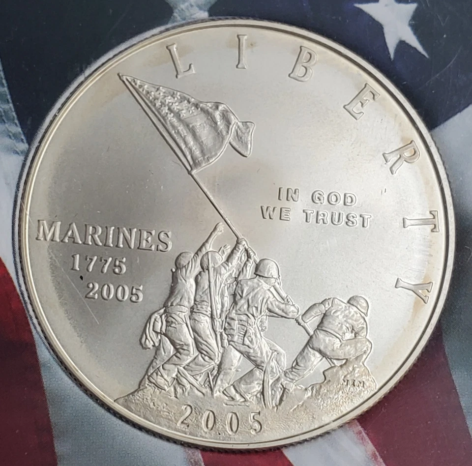 2005 P Marines Commemorative Dollar - US Mint - Image 2 of 4