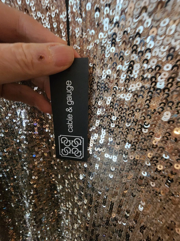 Blusa para mujer Cable & Gauge 1X con lentejuelas totalmente forrada diseño de fiesta bien hecha usada en excelente estado Foto 3 de 4