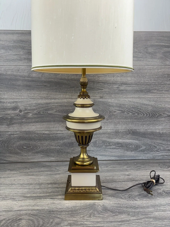 Elegante Lámpara de Mesa STIFFEL Vintage Incluye Tonos Originales MCM Art Deco Foto 4 de 4