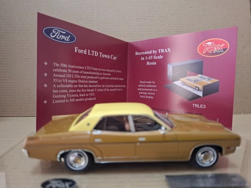 Trax TRLE3 - Ford LTD Town Car P5 50th Anniversary - GOLD - Picture 6 of 7
