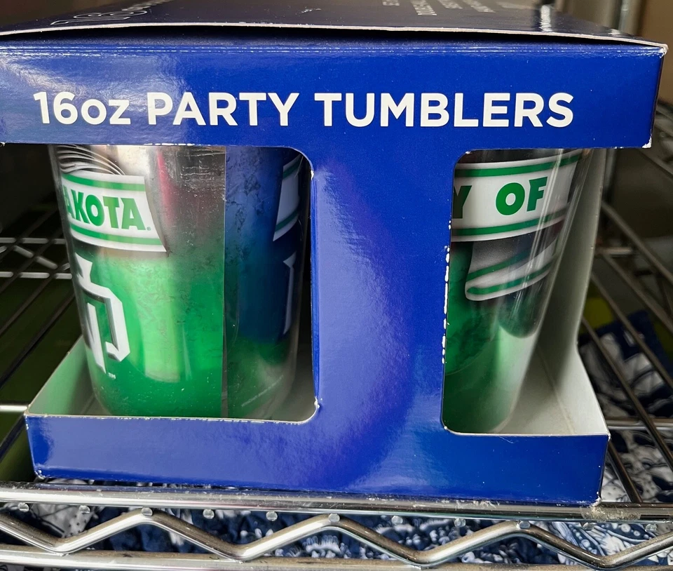 Vaso Universidad de Dakota del Norte 16 oz juego de cuatro Wincraft Sports nuevo Foto 3 de 4