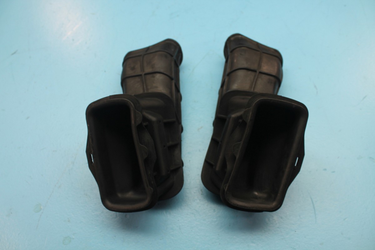 リクエスト 982 06-07 KAWASAKI NINJA ZX10R LEFT RIGHT RAM AIR INTAKE DUCT TUBE