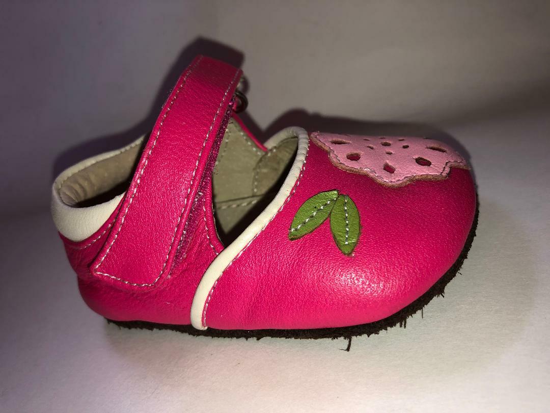 lot 2 pairs 0-6 mo shoes  * SEE KAI RUN + gold mocs * beautiful & clean