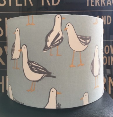HANDGEMACHTER STOFF LAMPENSCHIRM CLARKE & CLARKE LARIDAE MÖWEN ENTE EI BLAUE VÖGEL