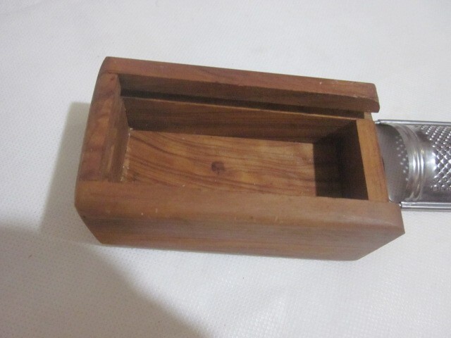 Picture 6 of 12