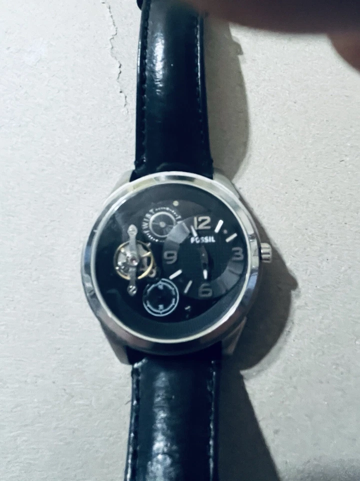 Fossil Sullivan 男式黑色手表 - Twist Me - 1089 111008 需要电池 — 第 3/3 张图片