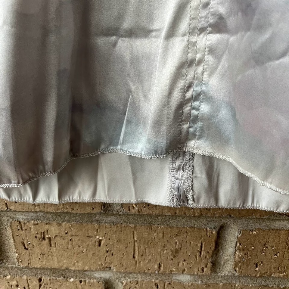 Summer Weatherly Satin Silk Blend Off White w Shads of Blue Linen Top