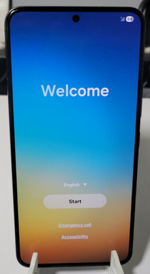 Samsung Galaxy S22 5G - 128GB - SM-S901U - OS:16 - Scratches - VZN Locked