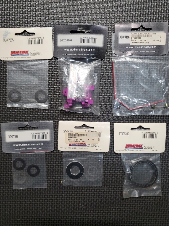 Duratrax Street Force GP2 Parts Lot With DTXC6801 Purple Front Bulkhead New! - Image 4 of 4