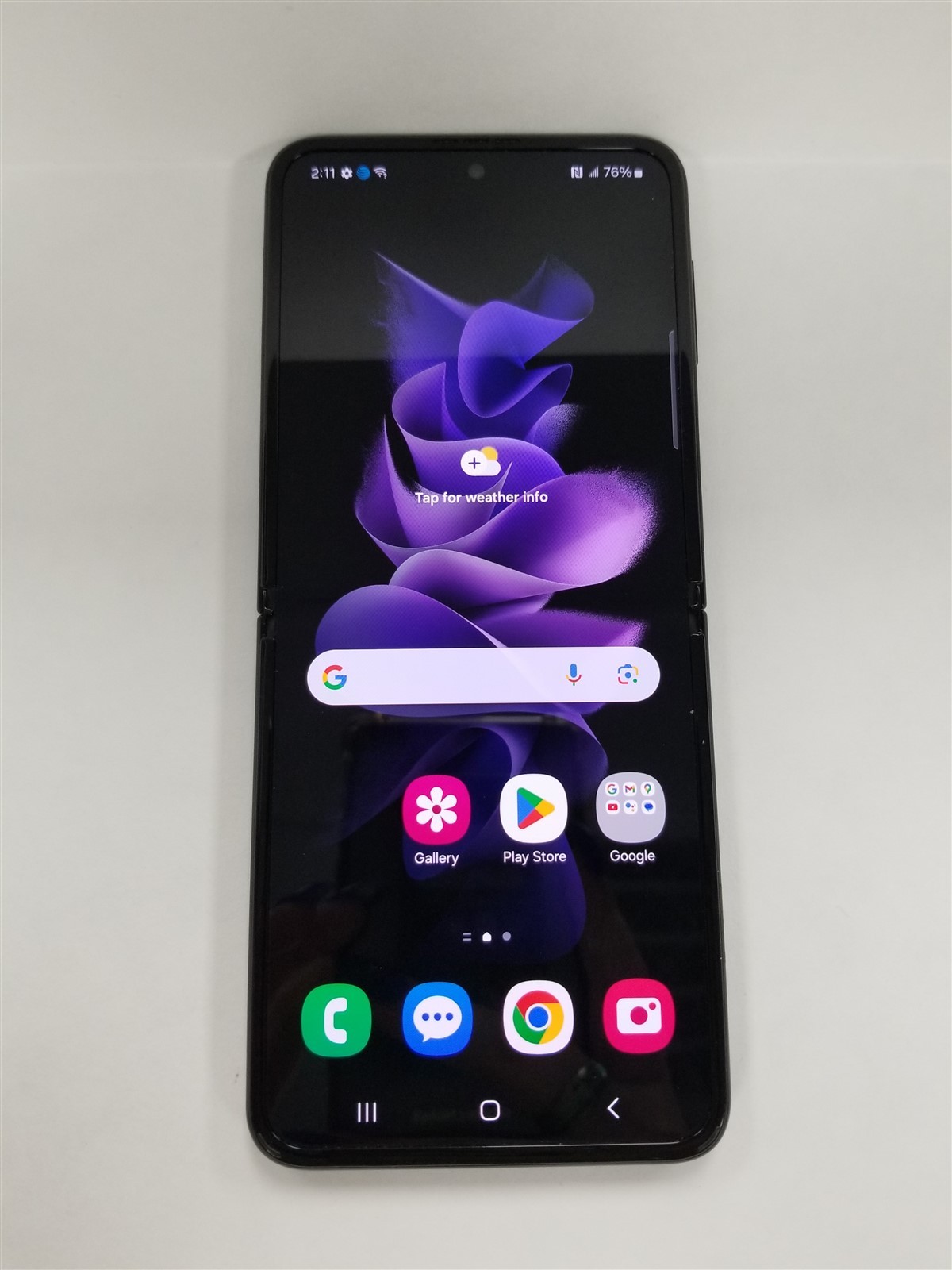 Samsung Galaxy Z Flip 3 128GB Black SM-F711U (Unlocked) Fully Functional DG4811