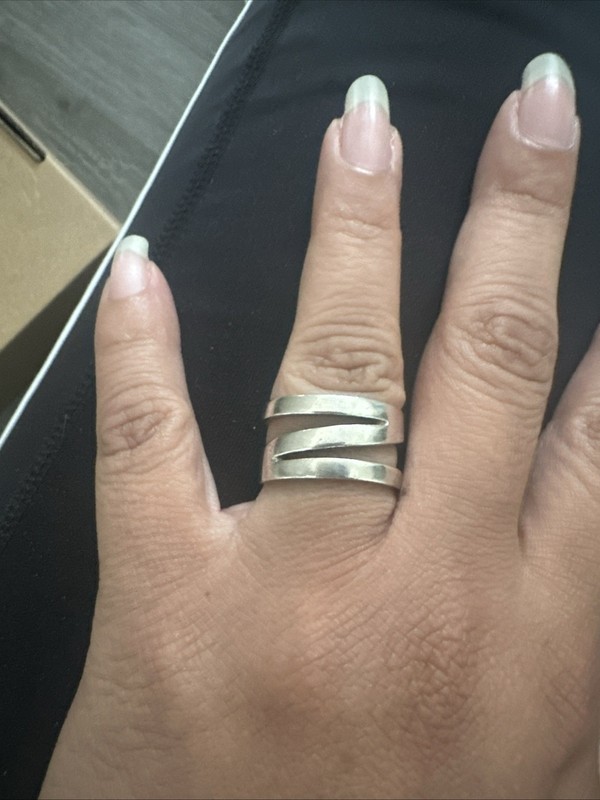 Solid 925 Sterling Band Ring size 6 Statement