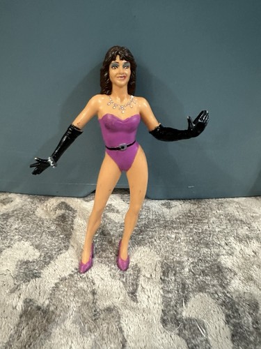 Miss Elizabeth 7.5 Figure | WWF WWE Wrestling Supe...