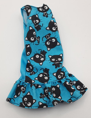 Mattel Barbie Hello Kitty Sanrio Chococat blaues Kleid