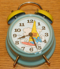 vintage ancien REVEIL BD schtroumpf PEYO jerger GERMANY planche à voile S83