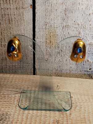 Quelle est la différence entre les bijoux vintage, antiques et