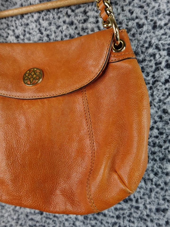 Antonio Melani Women's Leather Shoulder Bag Brown Tan Gold Chain Strap Purse - Image 3 of 4