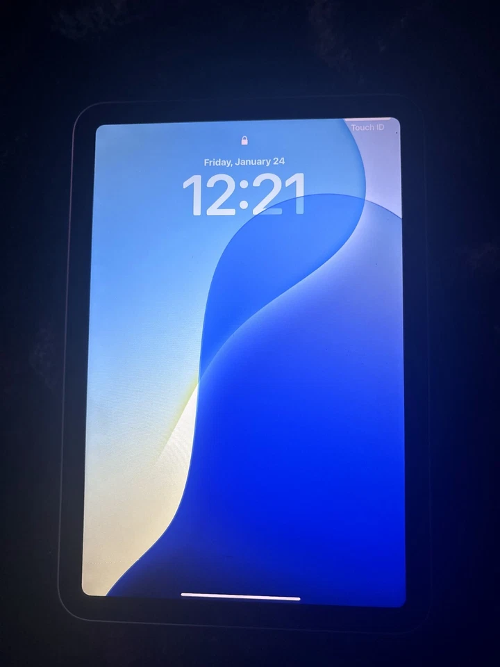 TikTok Installed On Both Ipad Mini A17 Pro And Hisense Qled 55 Inch Tv  - Image 3 of 4