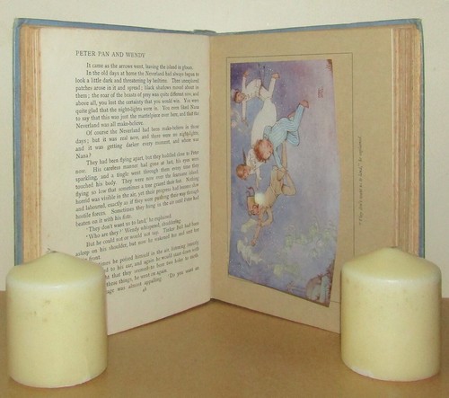 J M Barrie - Peter Pan and Wendy (Mabel Lucie Attwell) - 1st (First Edition) - Imagen 5 de 8