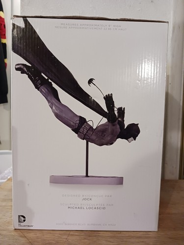 BATMAN BLACK AND WHITE STATUE DICK GRAYSON BY JOCK DC COMICS - Picture 8 of 10