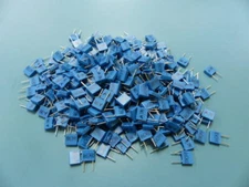 EPCOS  B32529-C6682-J000 Qty of 500 per Lot CAPACITOR POLYESTER FILM, 6800PF, 40