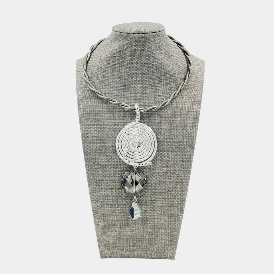 Gargantilla colgante Jeff Lieb tono plata estrás arte moderno firmado Foto 3 de 4