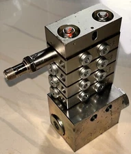 SKF VPG-4-076 / SKF 177-300-194 / SKF VPG4076 / SKF177300194 / SKF LUBRICATION