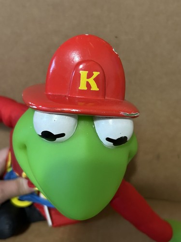 VTG Muppets Kermit The Frog “Dress Me Fireman” Mattel-Arco Plush Animal 1990 - Picture 8 of 8