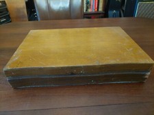Antique knife chest box  and some knives also included.