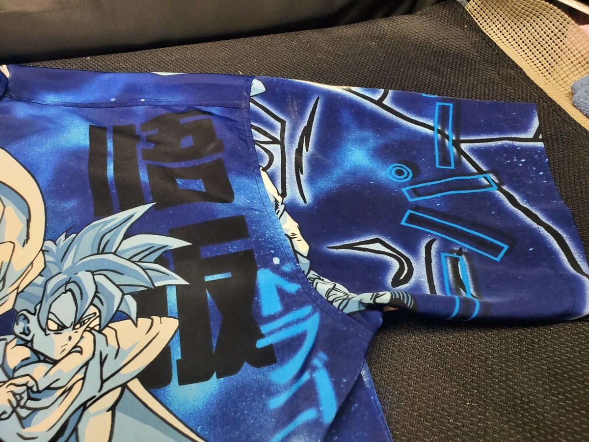 DRAGONBALL USA ヴィンテージシャツ ドラゴンボール 2001 Vintage Dragon Ball Z Shirt Mens Large 2001 Button Up Goku