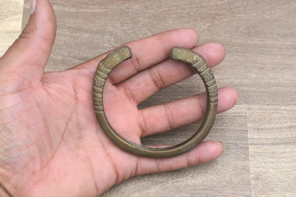 Pulsera brazalete vikingo vintage bronce latón dragón cabeza bestia mítica hombres mujeres Foto 3 de 4