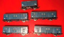 WRENN 'OO' GAUGE RAKE OF 5 BR BLUE ASSORTED CCT VAN/ SPV PARCELS WAGONS