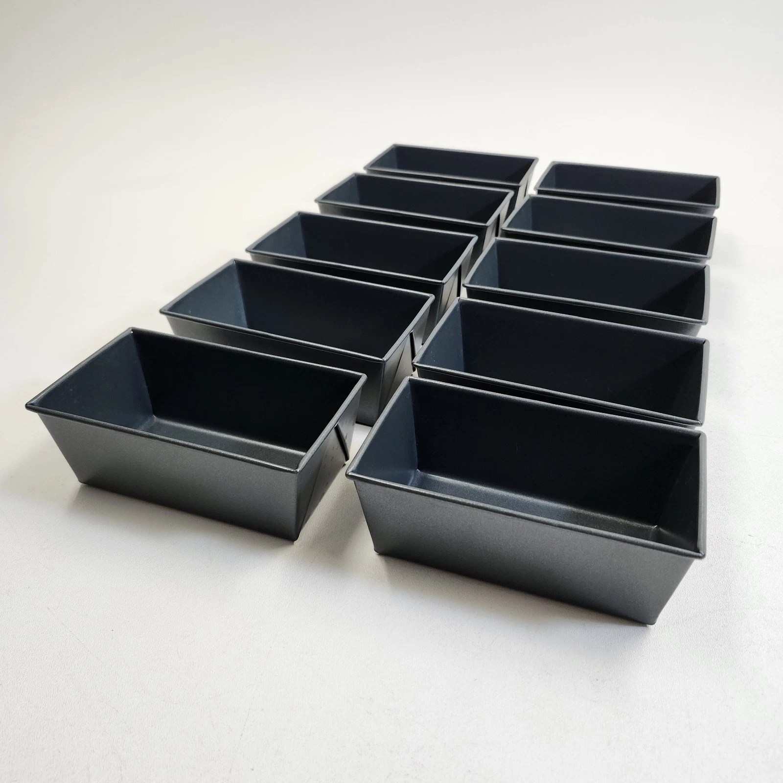 Chicago Metallic Loaf Pans Set of 10 Bread Baking Bakeware