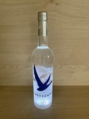 Grey Goose Vodka  SELTENE EDITION  Limited Edition 40% 0,7L Sehr Selten Rar