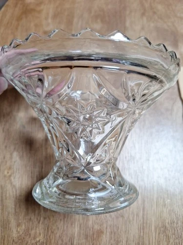 Vintage Anchor Hocking Prescut Star Of David 4.5” Punch Bowl Stand Scalloped Rim